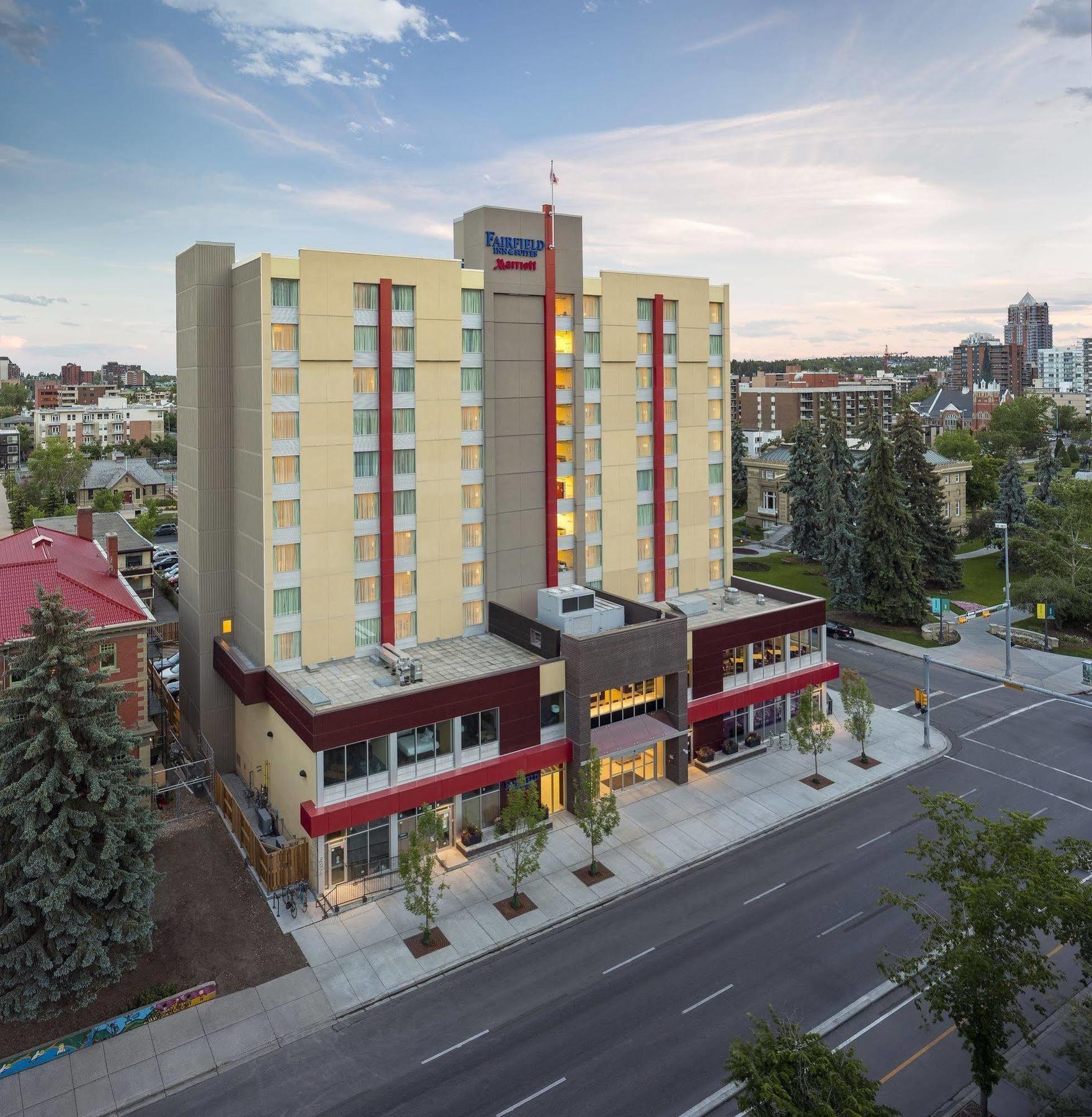 Fairfield Inn & Suites By Marriott Calgary Downtown Buitenkant foto